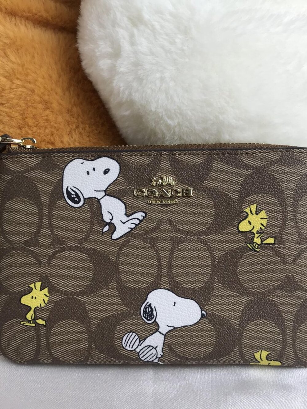 Coach X Peanuts Corner Zip Wristlet Wallet With Snoopy & Woodstock